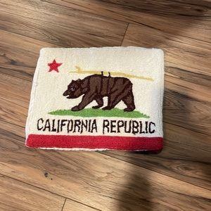 California pillow cover